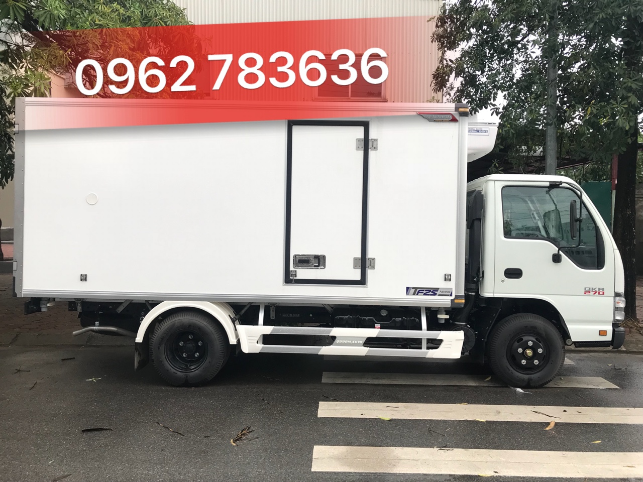 Xe tải thùng Đông Lạnh 2.8 tấn QKR77HE4